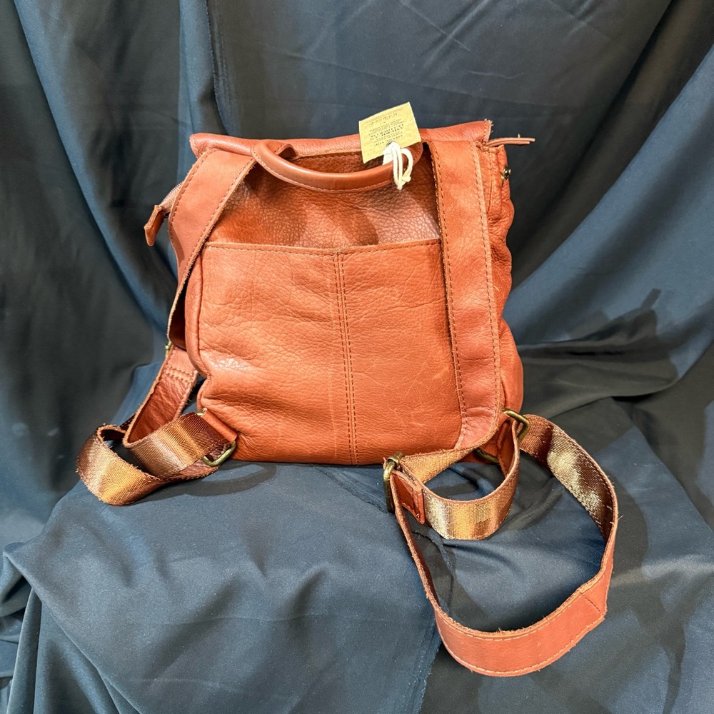 American Leather Co. Women's Leather Backpack - Chestnut Brown - Picture 9 of 12
